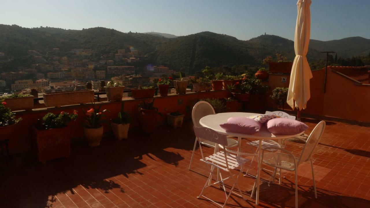 Апартаменти La Casa Di Elba E Mario Порто-Санто-Стефано Екстер'єр фото